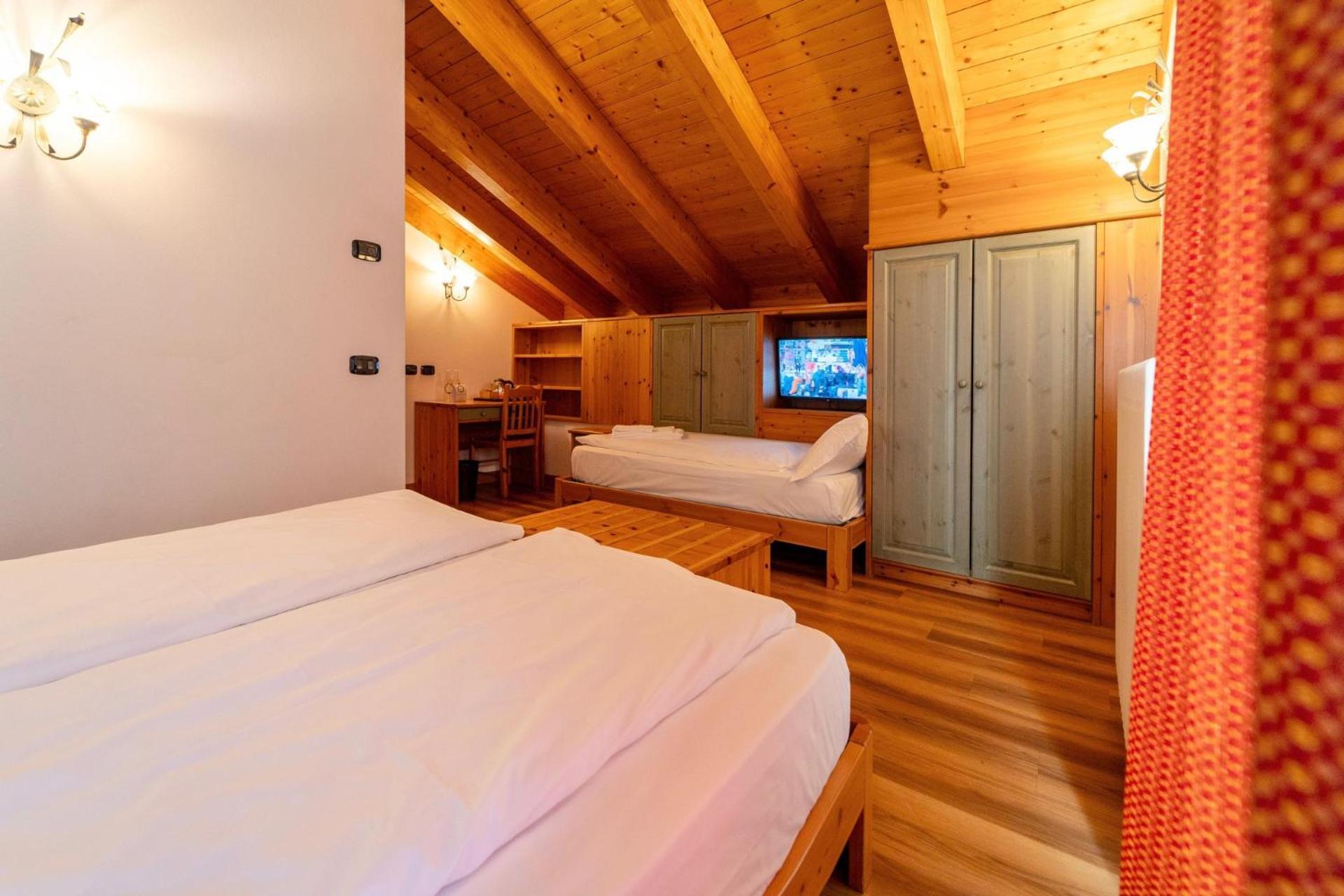 Hotel Primula Ливиньо Экстерьер фото