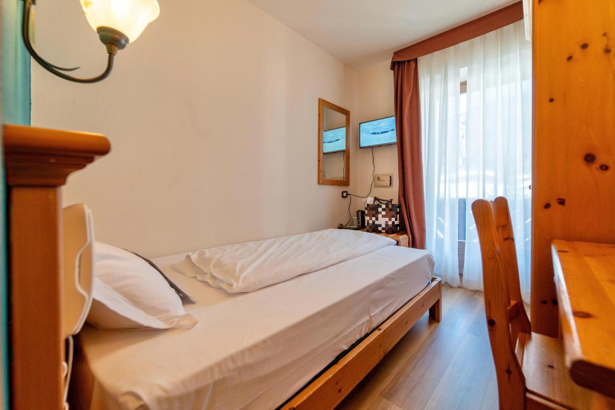 Hotel Primula Ливиньо Экстерьер фото